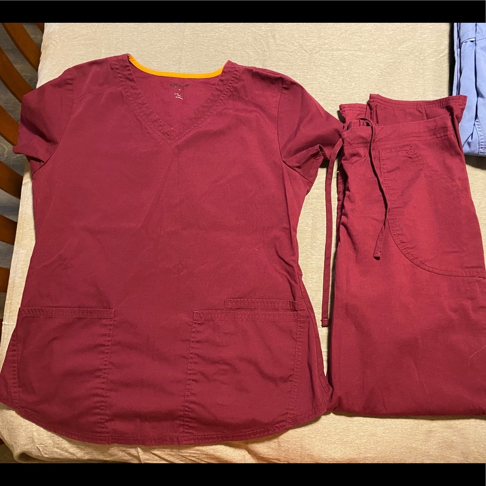 Scrub Star scrub set Wine
